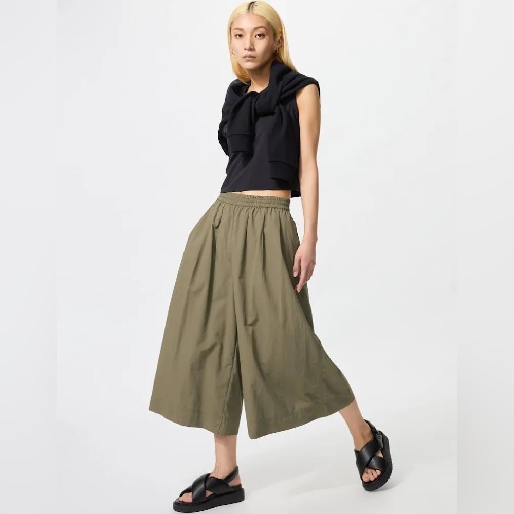 Uniqlo Nylon Culottes